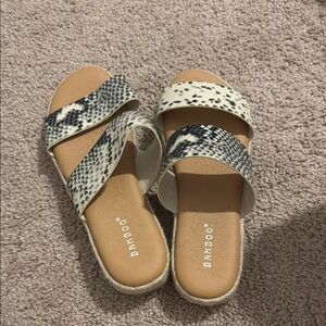 Bamboo Snake Print Sandals